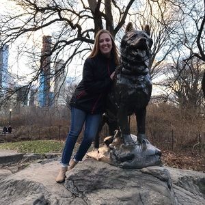 Meet your Posher, Kayla